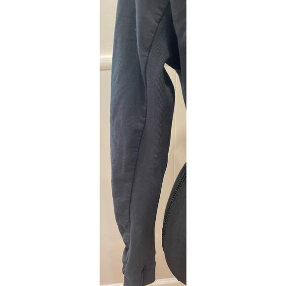 Gym Shark Women’s Cropped Long Sleeve Training Sweatshirt Black Size Small - Picture 3 of 5